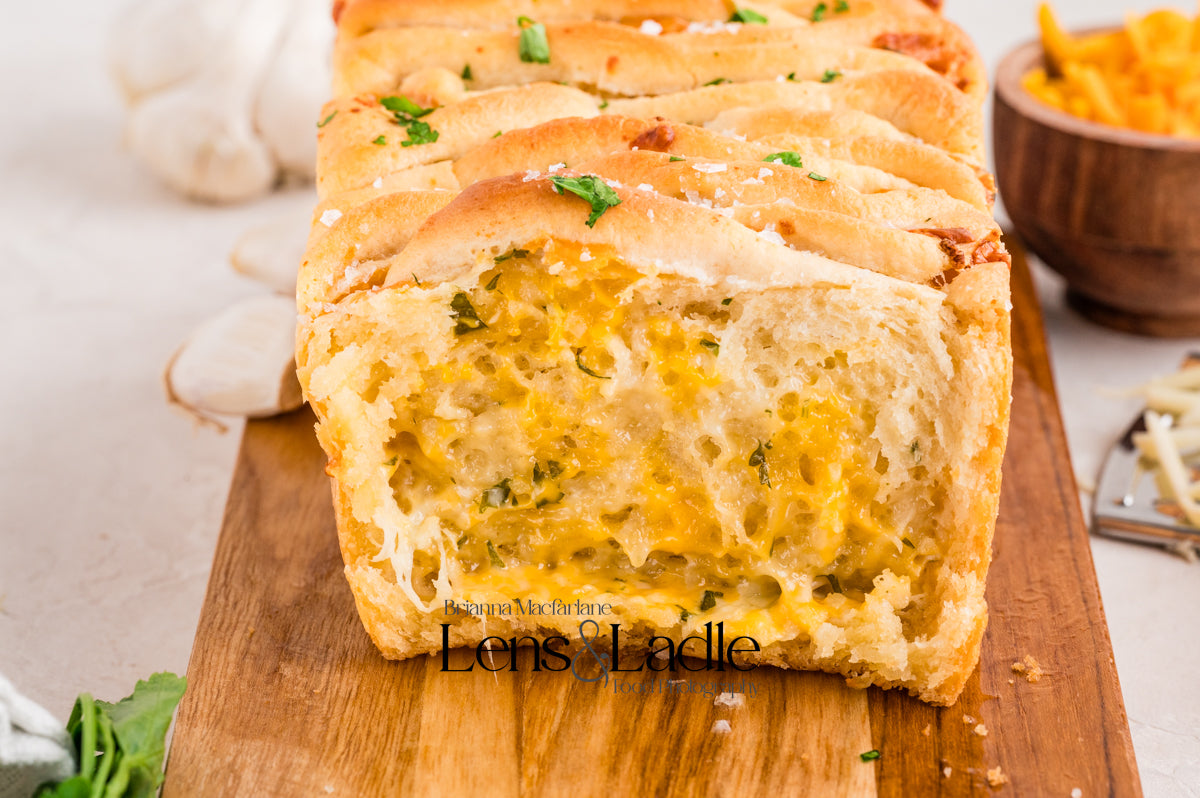 Cheesy Pull Apart Bread- Exclusive Recipe Set